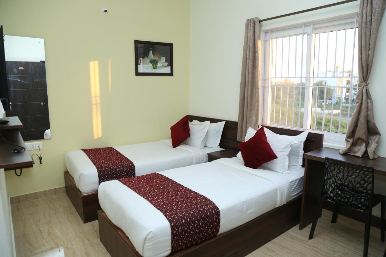 Hotel Bangalore Airport Inn, Near Kempegowda Airport, Airport Pickup & Drop Available 24X7 Devanahalli מראה חיצוני תמונה